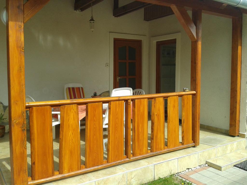 Munkácsy Apartmanok Balatonfenyves Exterior foto